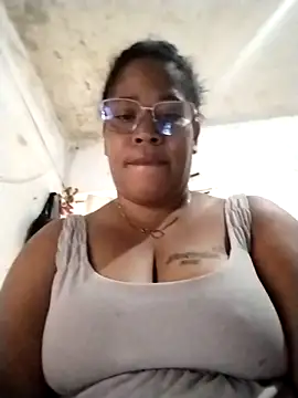 Big ass submissive online show from October 25, 2025, 1:18 pm