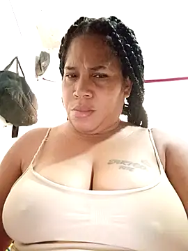 Big ass submissive online show from April 16, 2026, 1:12 pm