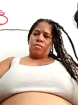 Snapshot of Big_ass_submissive chatting on April 22, 2026, 1:45 pm Big ass submissive online show from April 22, 2026, 1:45 pm