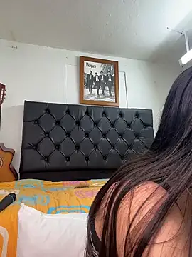 Snapshot of AVA_69 chatting on November 6, 2025, 9:10 am AVA 69 online show from November 6, 2025, 9:10 am