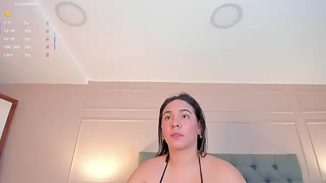  miss mia online show from April 1, 2026, 12:28 pm