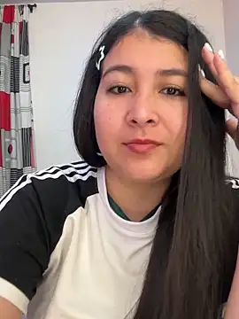 Snapshot of evelyn_1702 chatting on November 2, 2025, 8:11 pm evelyn 1702 online show from November 2, 2025, 8:11 pm