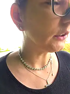 Swiss Lady online show from September 13, 2025, 12:49 pm