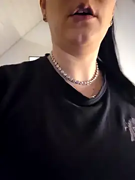 Swiss Lady online show from October 8, 2025, 4:59 pm