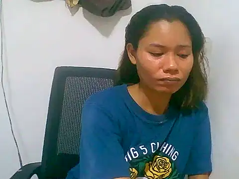 Sweeetgurll online show from June 13, 2026, 12:03 pm