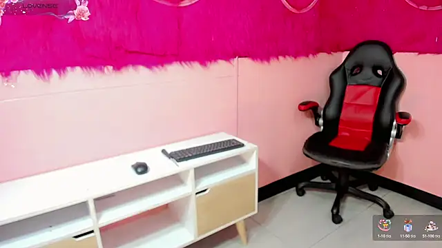 Natasha clifford online show from September 13, 2025, 11:10 am