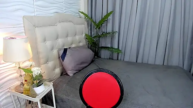 Snapshot of Patricia_Anderson chatting on November 12, 2025, 5:52 am Patricia Anderson online show from November 12, 2025, 5:52 am