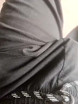 Sonukumar202000 online show from April 15, 2026, 5:47 am