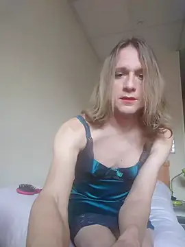 Snapshot of FlorineTV chatting on February 13, 2026, 9:38 am FlorineTV online show from February 13, 2026, 9:38 am