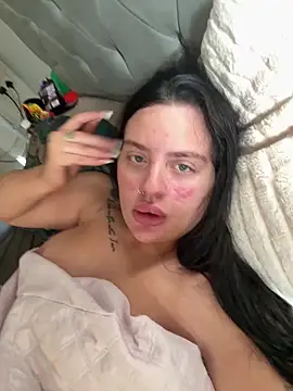 Victoriasteel online show from September 16, 2025, 7:53 am