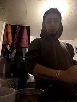 abnerdam01 online show from October 1, 2025, 9:43 pm