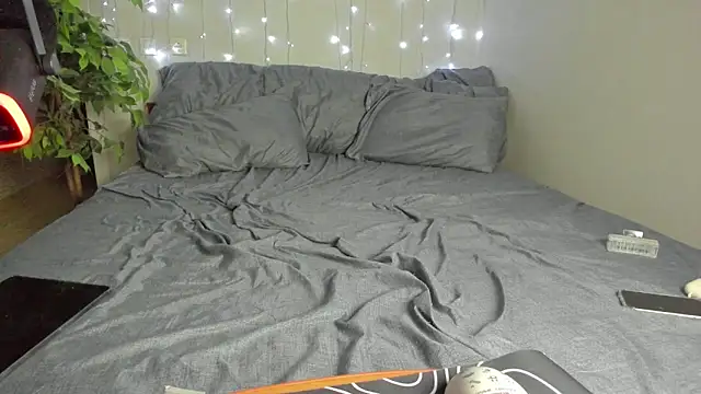 Kelly Gerzikaa online show from January 18, 2026, 10:52 am