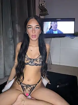 Snapshot of Spicy-Rosie20 chatting on February 12, 2026, 8:15 pm Spicy-Rosie20 online show from February 12, 2026, 8:15 pm