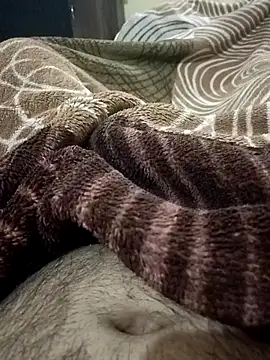 shadab1267 online show from February 11, 2026, 3:39 pm