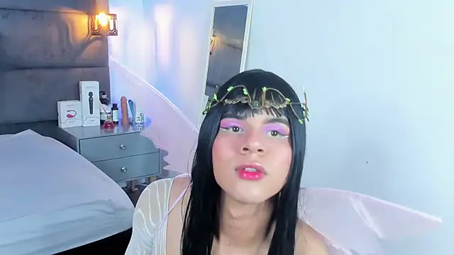 Slenna Moon online show from October 31, 2025, 3:07 am