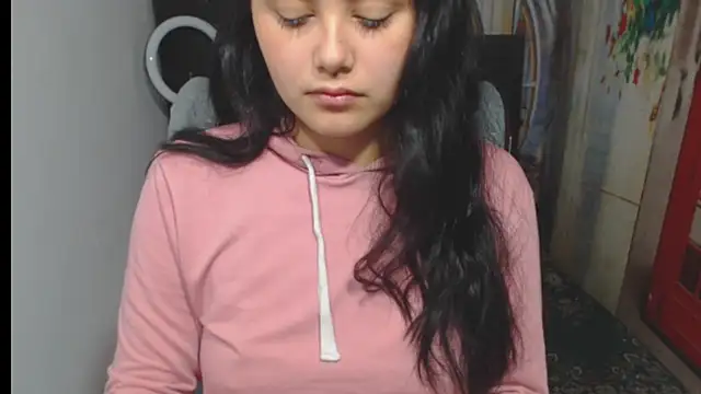 Snapshot of crazy_daniela chatting on November 19, 2025, 12:49 pm crazy daniela online show from November 19, 2025, 12:49 pm