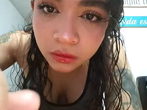 Snapshot of KENDALL_ART chatting on February 17, 2026, 2:19 am KENDALL ART online show from February 17, 2026, 2:19 am