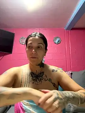 Snapshot of emperatrixsex chatting on October 27, 2025, 2:48 am emperatrixsex online show from October 27, 2025, 2:48 am