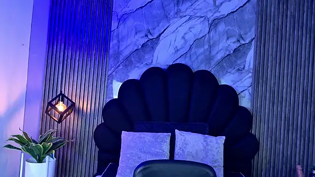 AlahyaPalmerR online show from September 20, 2025, 3:40 am