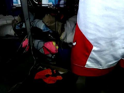 Snapshot of crystal_new chatting on September 17, 2025, 5:25 pm crystal new online show from September 17, 2025, 5:25 pm