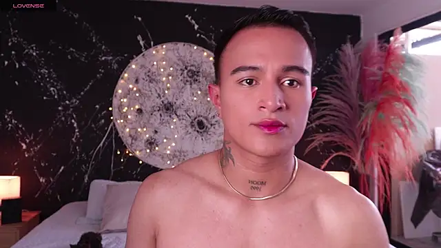 LiamDeep online show from December 14, 2025, 8:57 pm