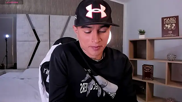 LiamDeep online show from January 15, 2026, 8:34 pm