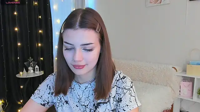 PurrrBerry online show from January 10, 2026, 3:41 am