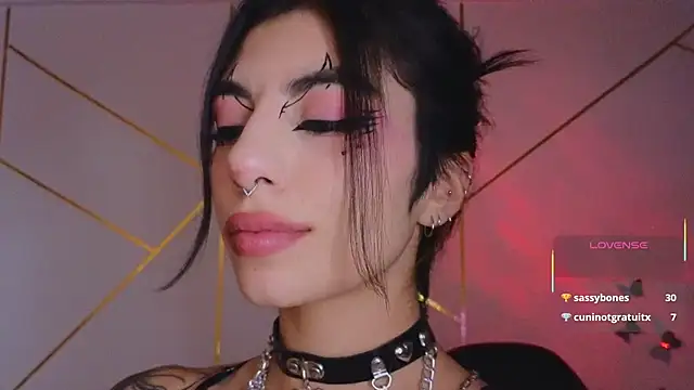 Hollyxx  online show from November 13, 2025, 1:59 am