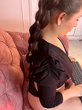 Snapshot of Tegui-sc chatting on September 19, 2025, 2:13 am Tegui-sc online show from September 19, 2025, 2:13 am