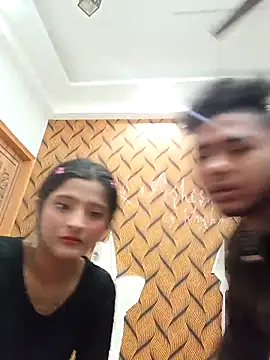 romantic couple1 online show from February 28, 2026, 1:28 am