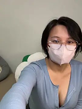 Snapshot of pumpkin_91 chatting on October 27, 2025, 12:42 pm pumpkin 91 online show from October 27, 2025, 12:42 pm