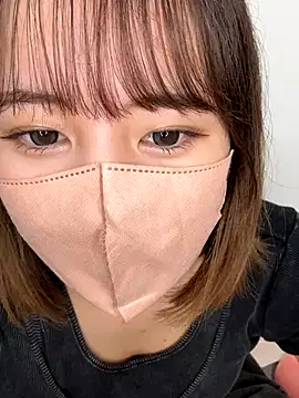 Snapshot of CocoaMilk18 chatting on September 12, 2025, 2:39 pm CocoaMilk18 online show from September 12, 2025, 2:39 pm