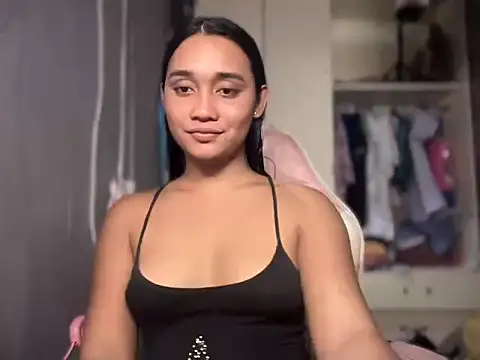 asian cumstarrhian online show from March 25, 2026, 9:26 am