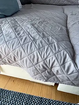 bananasex204 online show from October 16, 2025, 1:56 pm