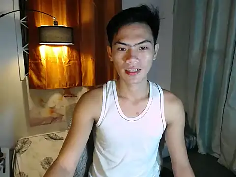 alex cummer online show from April 4, 2026, 9:51 am