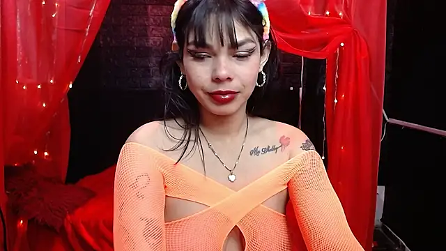 brenda smile33 online show from December 15, 2025, 2:10 pm