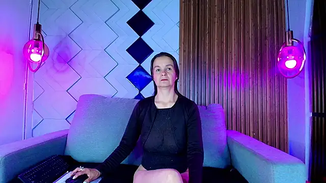 Susyhot  online show from September 26, 2025, 11:14 am