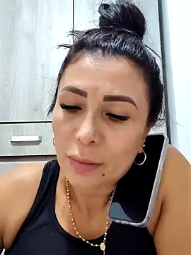 Snapshot of mia_mancinii chatting on April 24, 2026, 5:15 pm mia mancinii online show from April 24, 2026, 5:15 pm