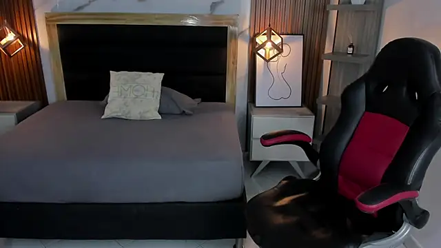 Snapshot of CHRISTY_TEIGEN4 chatting on January 11, 2026, 12:54 pm CHRISTY TEIGEN4 online show from January 11, 2026, 12:54 pm