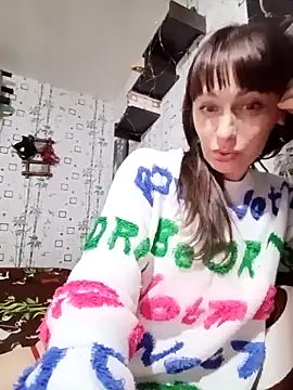 Lietta  online show from February 27, 2026, 8:42 pm