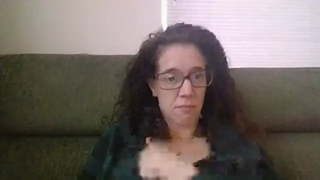 Snapshot of JezebelDutch chatting on December 1, 2025, 1:27 pm JezebelDutch online show from December 1, 2025, 1:27 pm