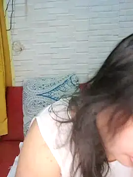 hotlyn45 online show from March 9, 2026, 5:28 pm