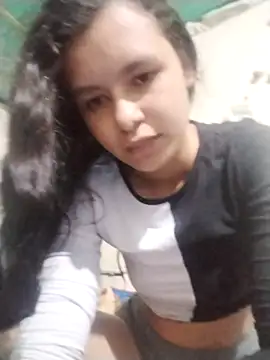 marisolcardona online show from October 17, 2025, 1:03 pm