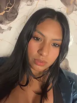 Snapshot of BrunetteBliss69 chatting on October 20, 2025, 3:18 am BrunetteBliss69 online show from October 20, 2025, 3:18 am