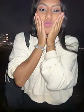 Snapshot of BrunetteBliss69 chatting on February 12, 2026, 11:55 pm BrunetteBliss69 online show from February 12, 2026, 11:55 pm