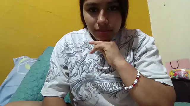 Snapshot of zairabreze chatting on September 10, 2025, 1:44 pm zairabreze online show from September 10, 2025, 1:44 pm