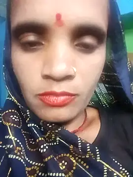 Snapshot of Hotwera chatting on September 9, 2025, 2:27 pm Hotwera online show from September 9, 2025, 2:27 pm