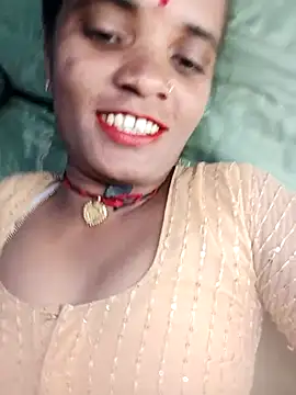 Snapshot of Hotwera chatting on September 26, 2025, 8:07 am Hotwera online show from September 26, 2025, 8:07 am