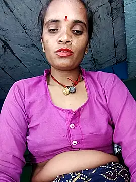 Snapshot of Hotwera chatting on September 30, 2025, 7:41 pm Hotwera online show from September 30, 2025, 7:41 pm