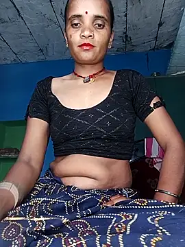 Snapshot of Hotwera chatting on October 2, 2025, 6:31 am Hotwera online show from October 2, 2025, 6:31 am